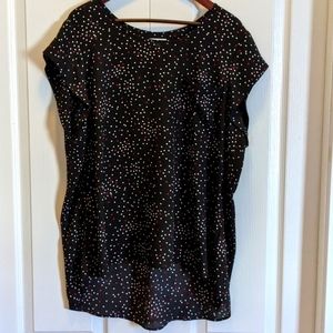 3/$20 Reitmans 💕 heart print blouse